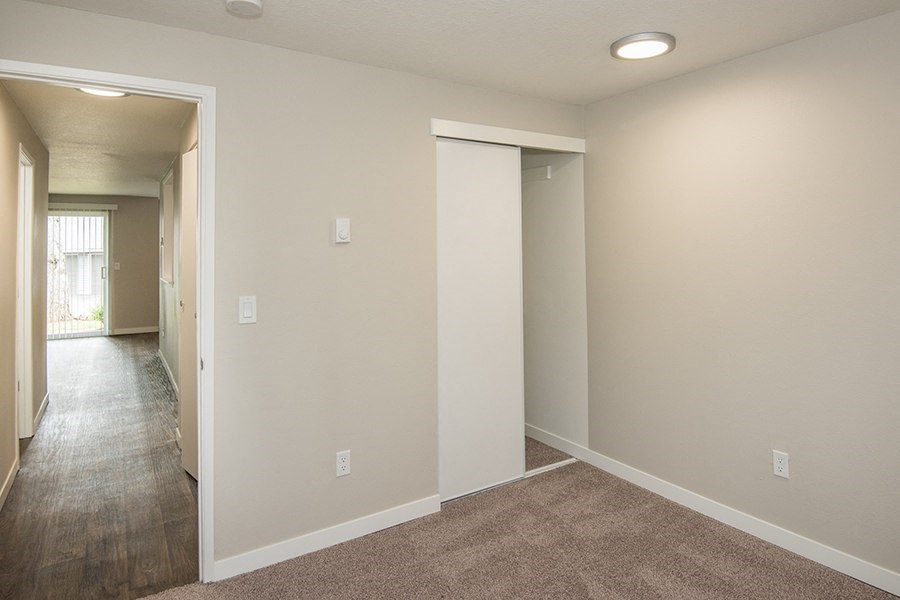 Township Eastside Apartments, 17310 SE Naegeli Drive, Portland, OR